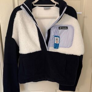 Columbia Navy and White Fleece Jacket